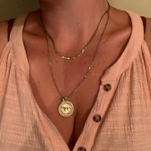 Stella & Dot Gold Coin Necklace